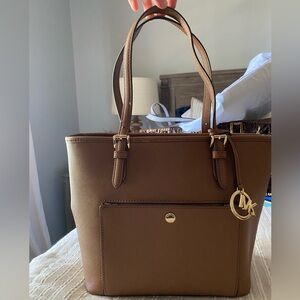 Michael Kors brown leather shoulder bag